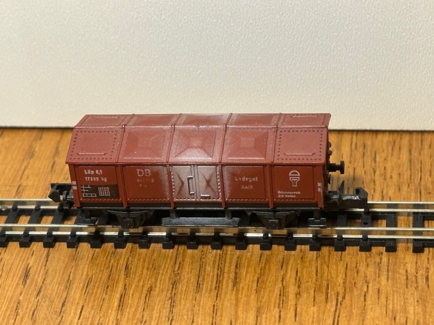 Modellini di ferrovie: *e1328: Güterwagen (Spur N)  -  #3 – Nuovo (secondo la descrizione) da Birsfelden venduto da Birs_25 1