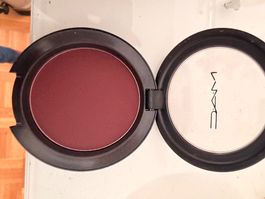 MAC Rouge Powder Blush