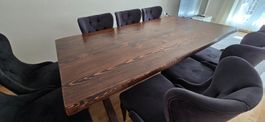 Holztisch + 8 Stühle