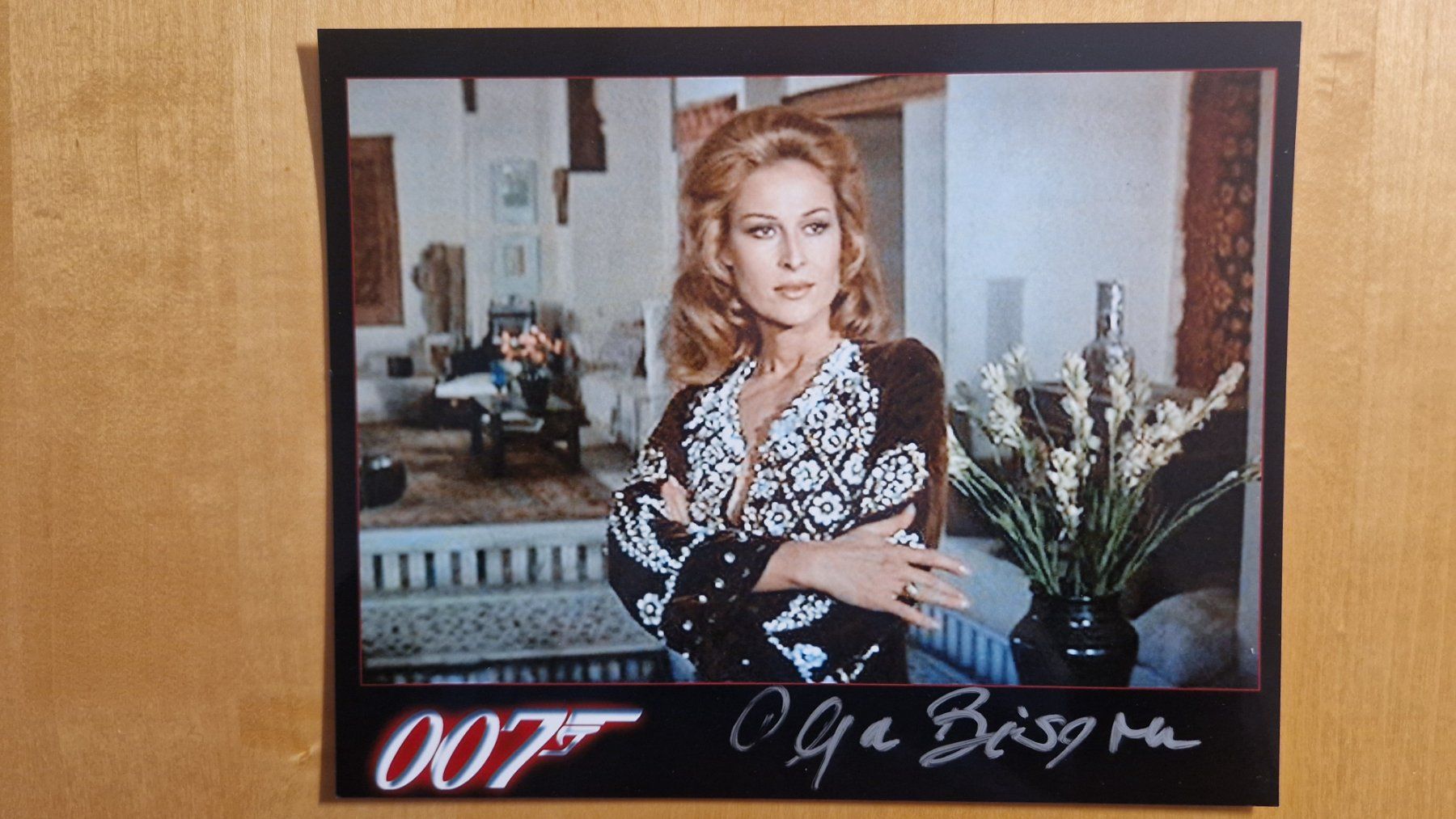 Autografi: Olga Bisera, Original Autogramm auf Grossfoto in Farbe – Usato da Salmsach venduto da aacs65