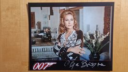 Olga Bisera, Original Autogramm auf Grossfoto in Farbe