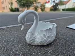 Edle Schwanen-Schale aus Keramik – Vintage Jardinière Weiss