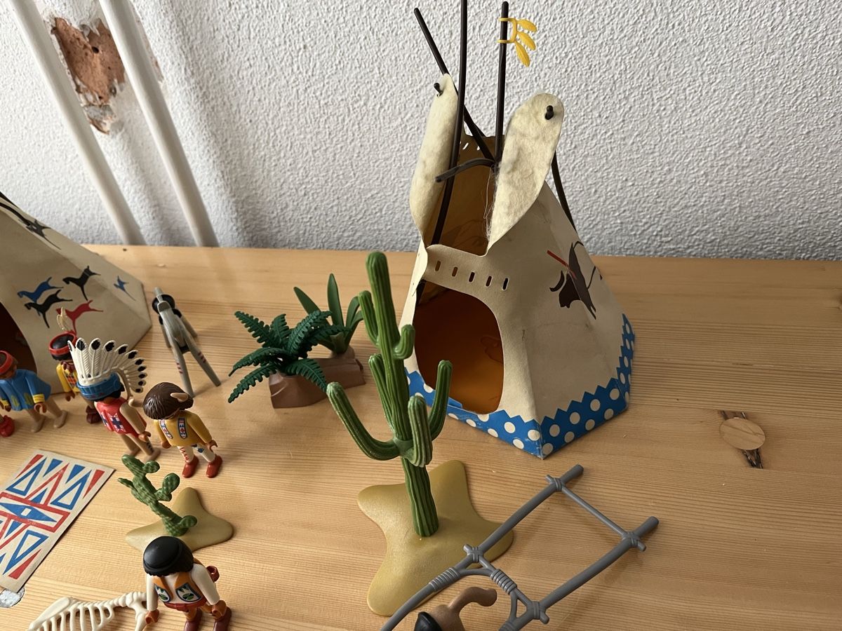 Playmobil Giocattoli: Playmobil Indianer – Usato da Frauenfeld venduto da adj04 1
