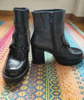 Black Tamaris leather ankle boots