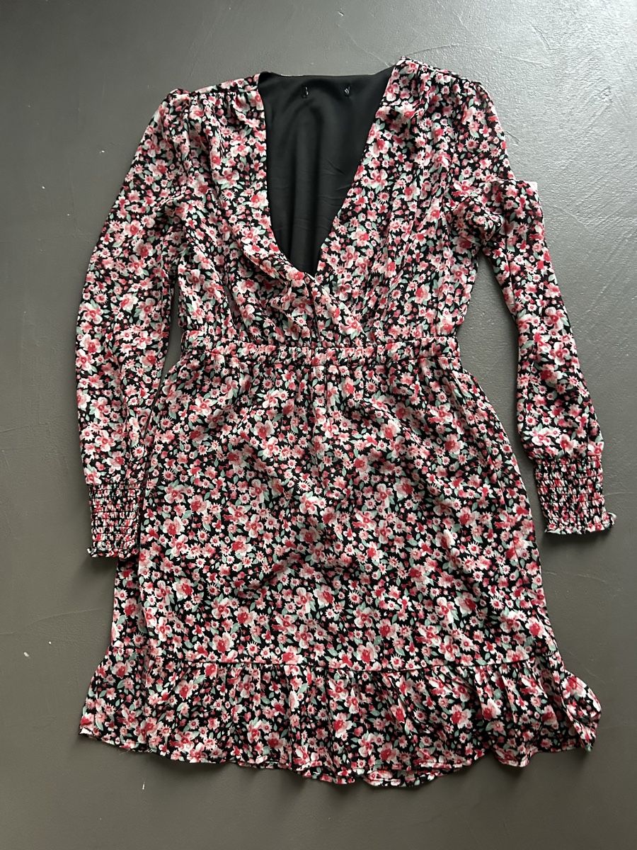 Vestiti: Kleid mit Blumen gr m – Nuovo (secondo la descrizione) da Siebnen venduto da fulli2