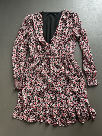 Kleid mit Blumen gr m