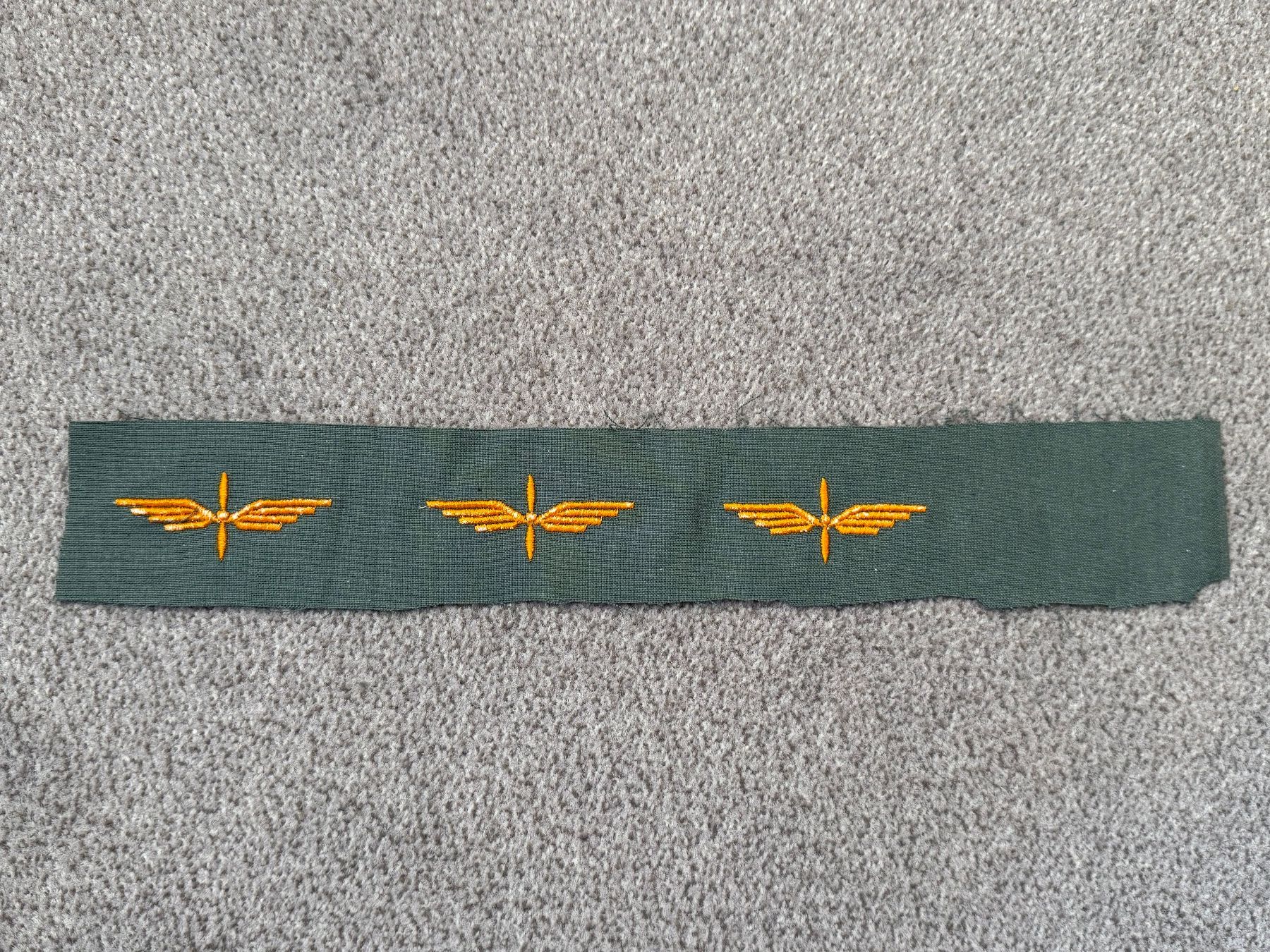 Schweizer Armee Placchette & Badge: Streifen mit 3 Pilotenabzeichen - Schweizer Luftwaffe – Nuovo (secondo la descrizione) da Brütten venduto da Hst1