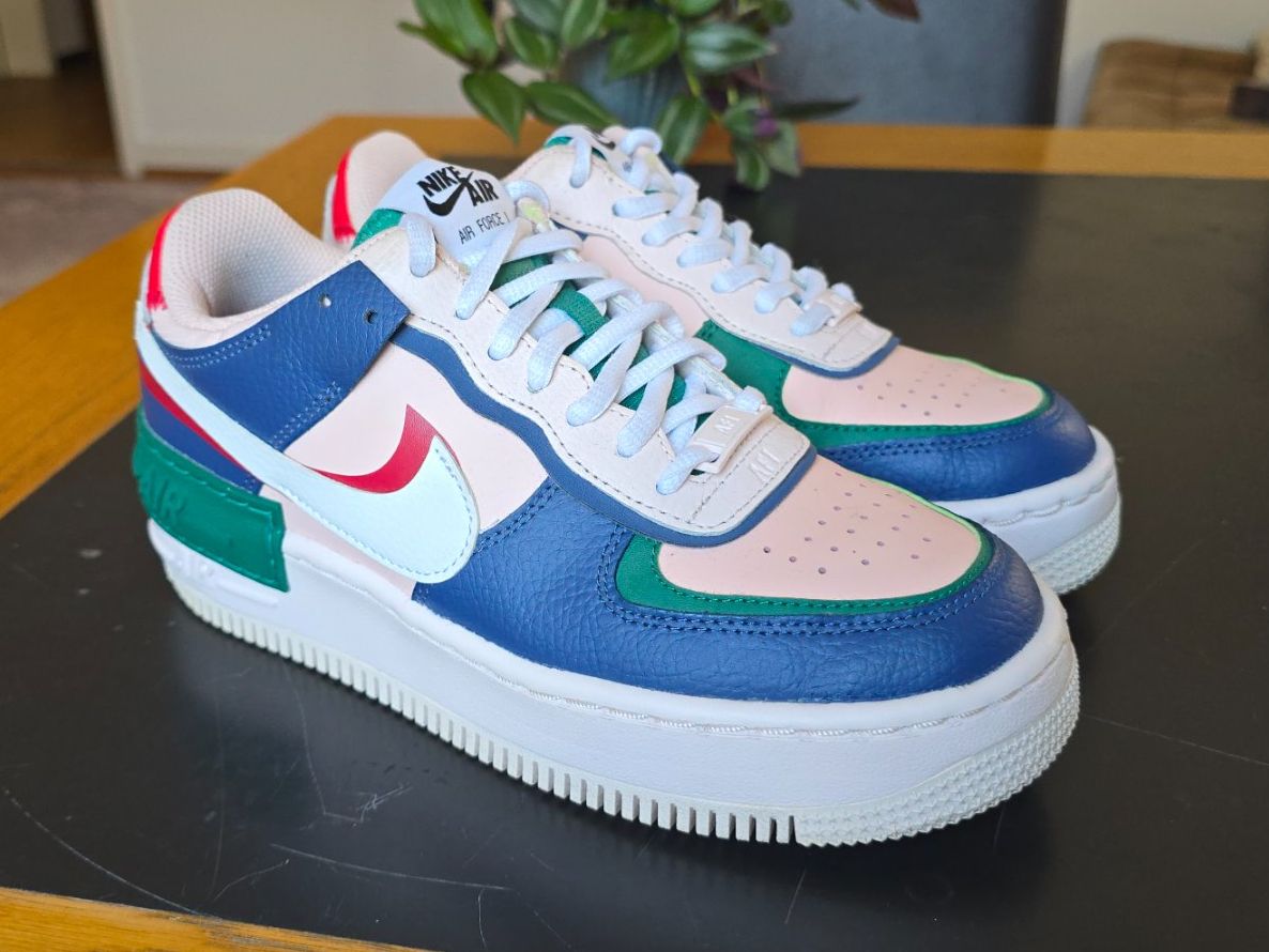 Nike Scarpe da uomo: Nike Air Force 1 schuhe EU 36.5 – Nuovo (secondo la descrizione) da Wallisellen venduto da theblacksheep 1