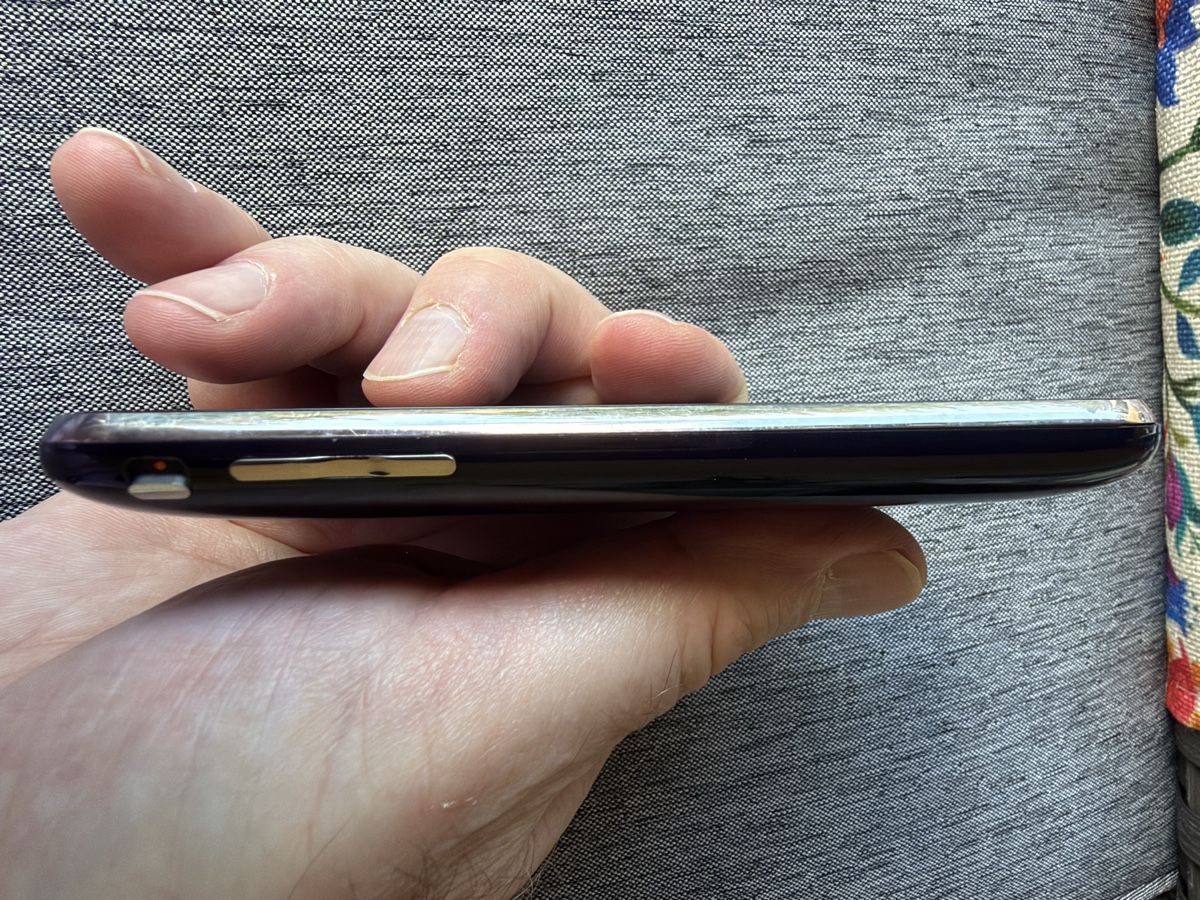 Apple Telefoni cellulari / Smartphones: iPhone 3G - noir  – Usato da Troinex venduto da Tschoop 5