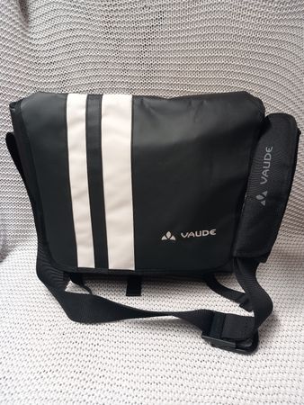 Vaude Messanger Bag Albert M schwarz