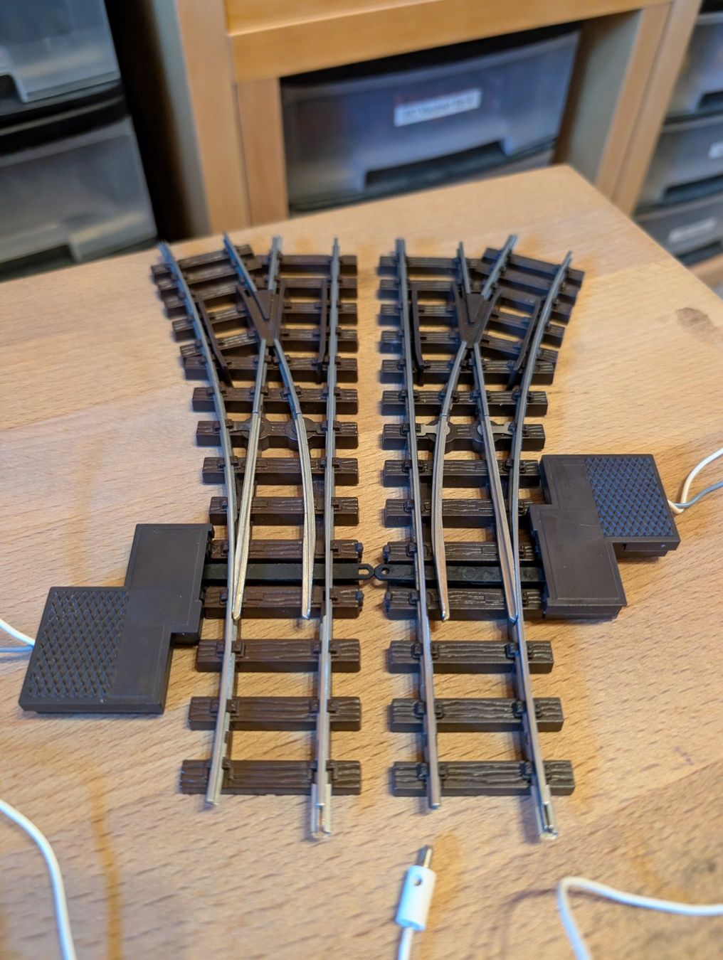 Utz Modelleisenbahnen: Fama/Utz Weichen links/rechts elektrisch – Gebraucht aus Zürich von McFlurry49 1