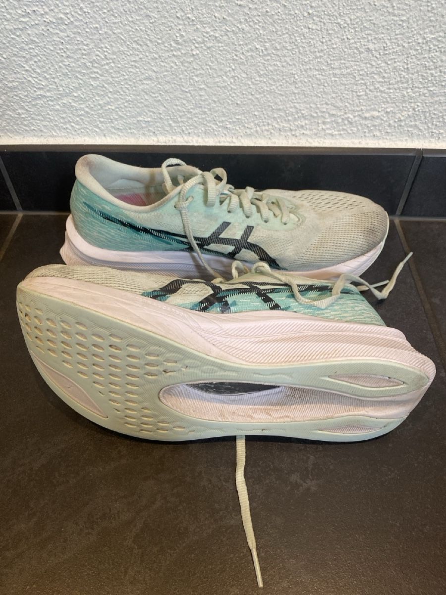 Asics Chaussures hommes: Asics Magic Speed – D'occasion à Winterthur par dav.kns 2