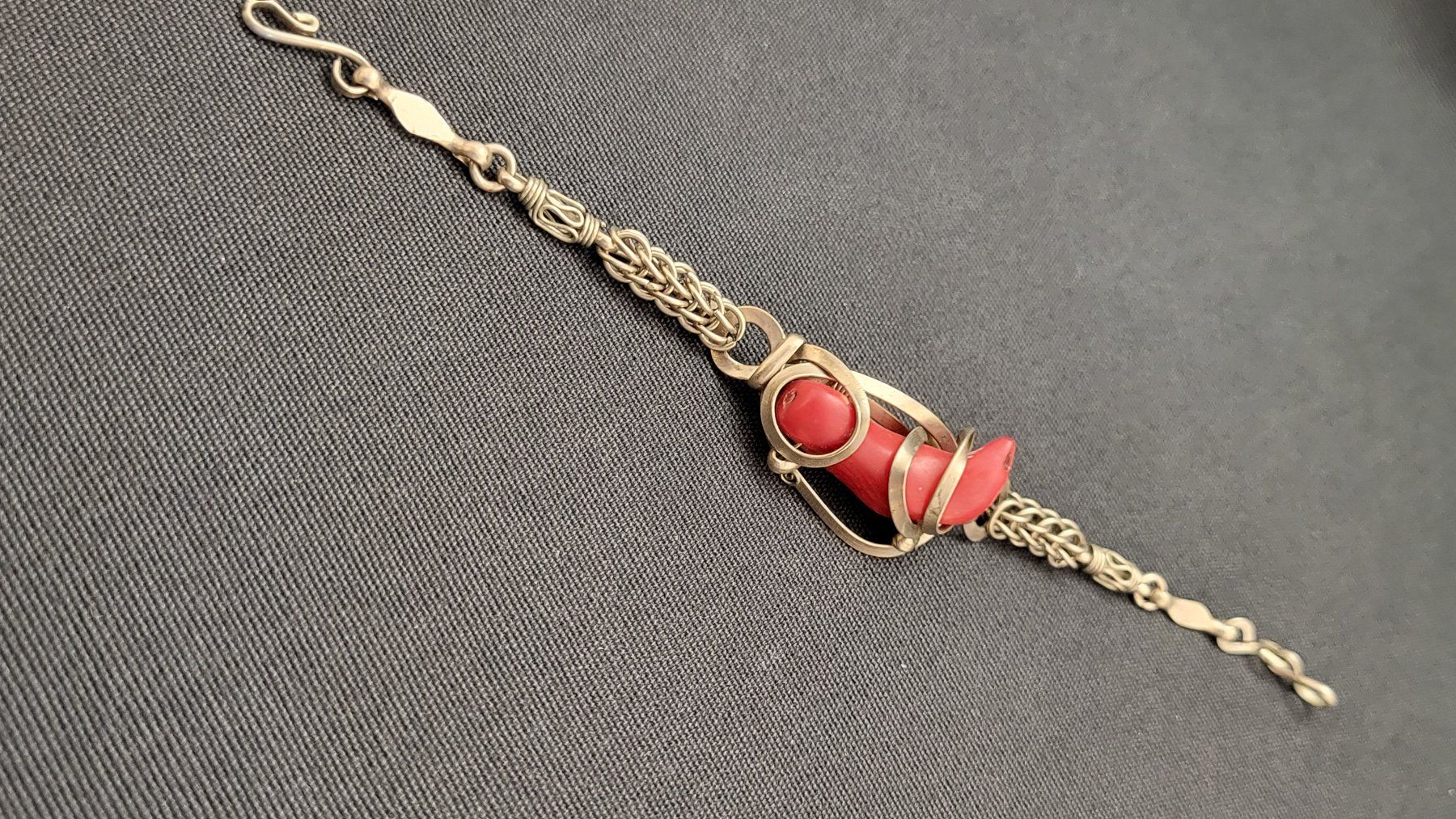 Bracelets: Armband mit Koralle – D'occasion à Basel par spinne02 2