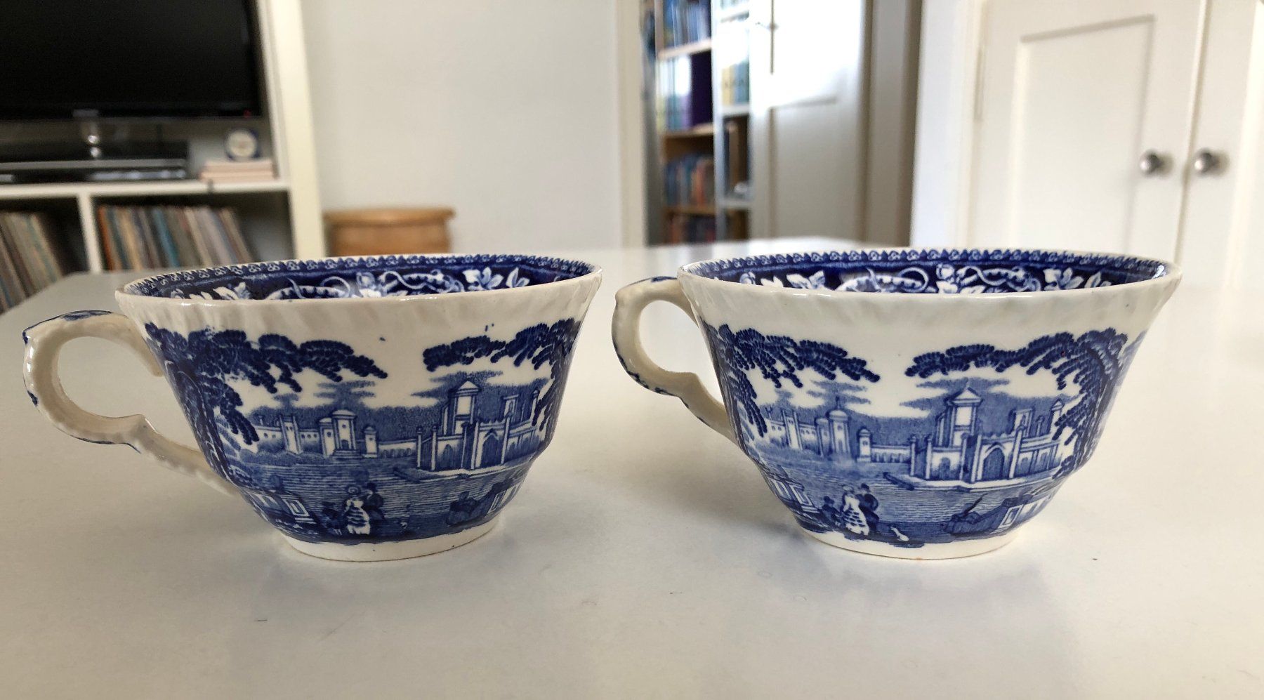 Tazze: Antike Teetassen mit Unterteller. Masons Vista, Blau-Weiss, – Usato da Horgen venduto da Bo1958 4