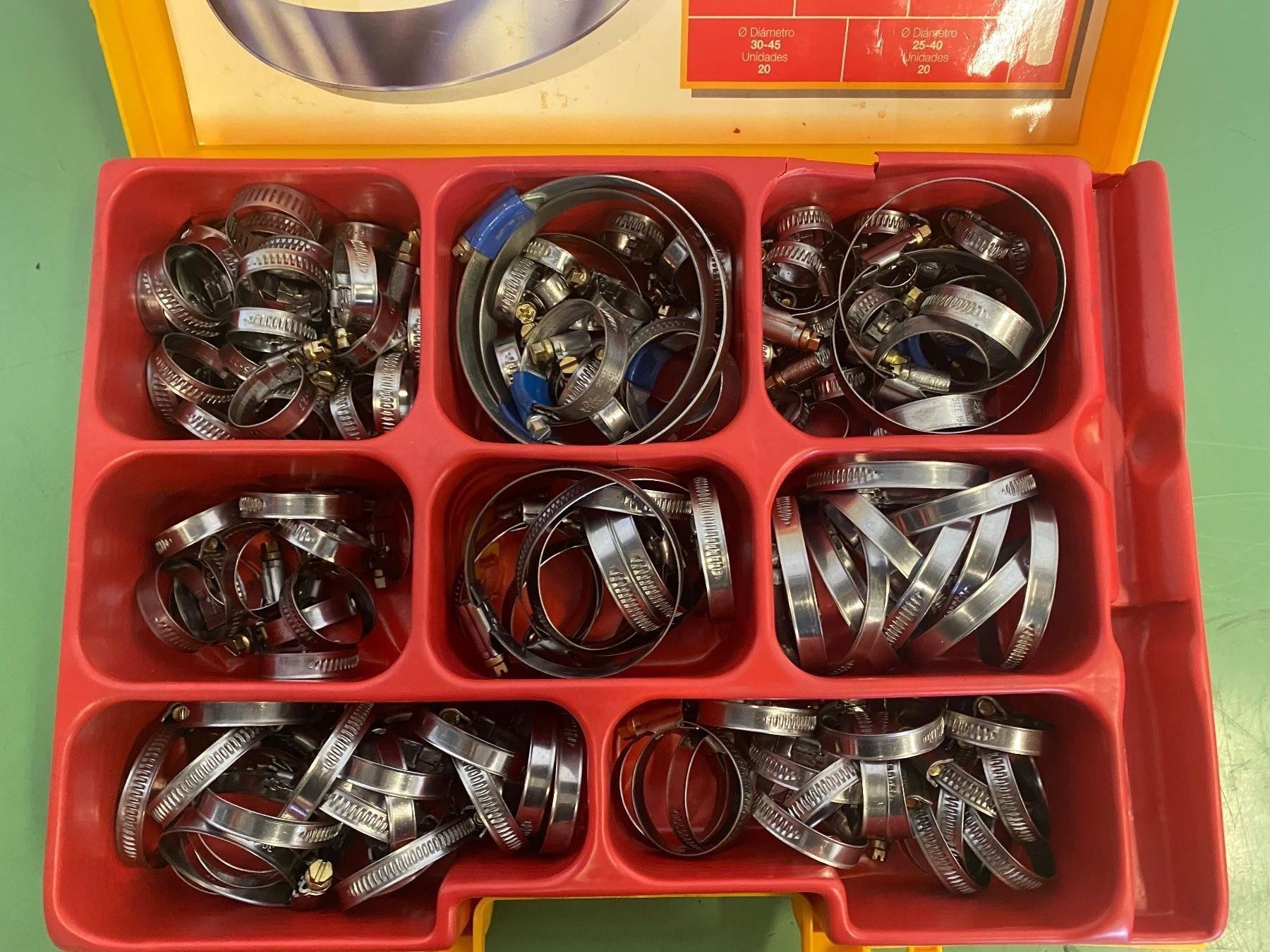 Tous les outils: Colliers de serrage MIKALOR galvanisés – D'occasion à Aarberg par SNMachines 1