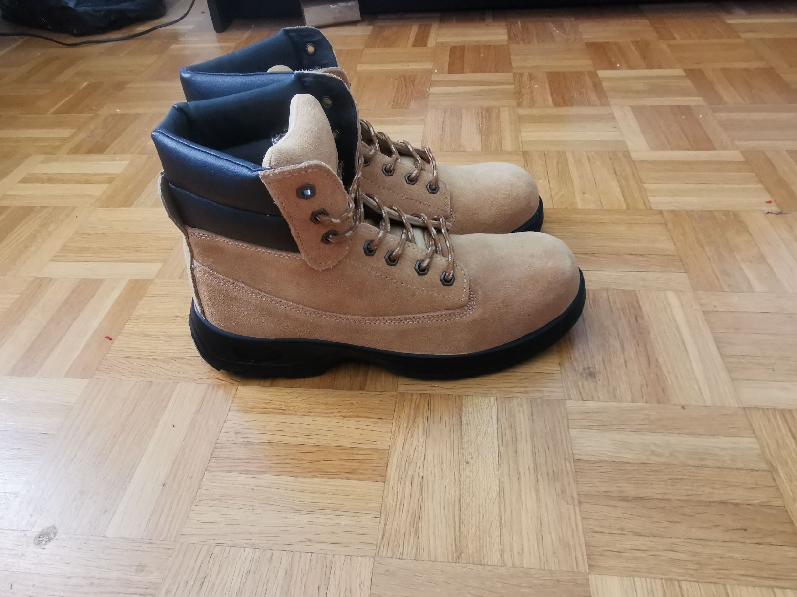 Scarpe da uomo: Winter Schuhe 44 – Nuovo (secondo la descrizione) da Bern venduto da ged_ffx9 4
