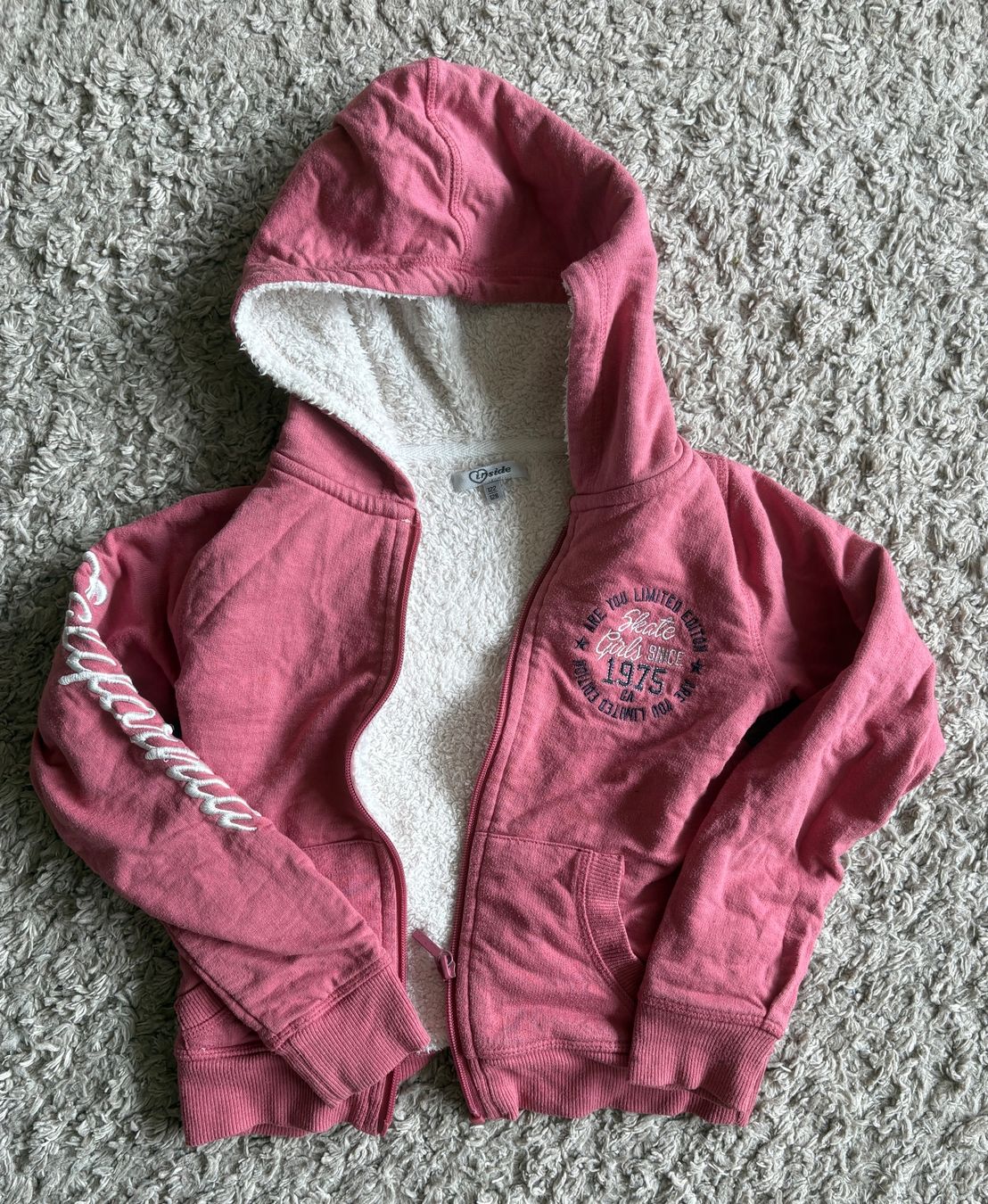 Pulls et sweat-shirts: Schöne Mädchen Jäckchen 122 – D'occasion à Aarau par stellabianca 4