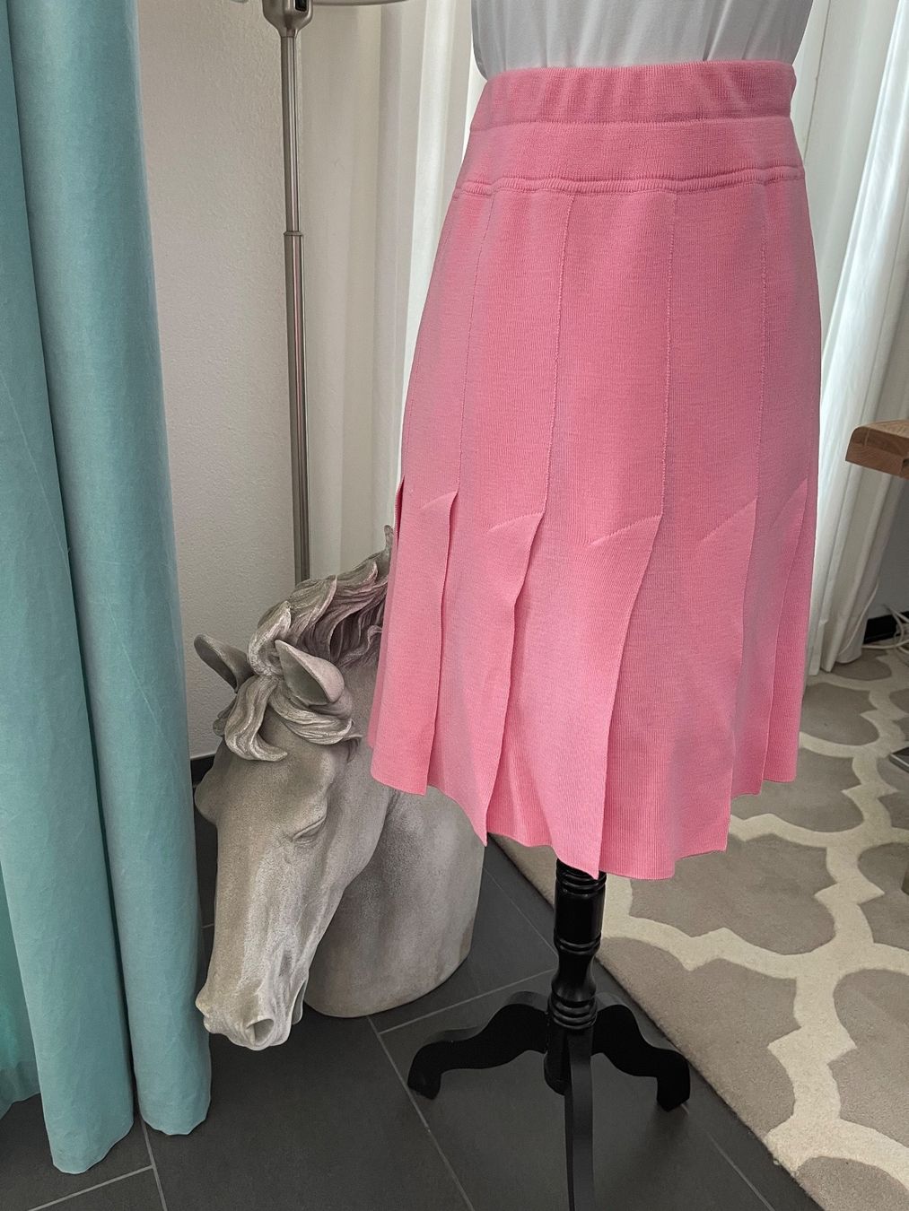 Escada Gonne: ESCADA 100 % Schurwolle wunderschöne Rock – Usato da Winkel venduto da Glamour4You 3