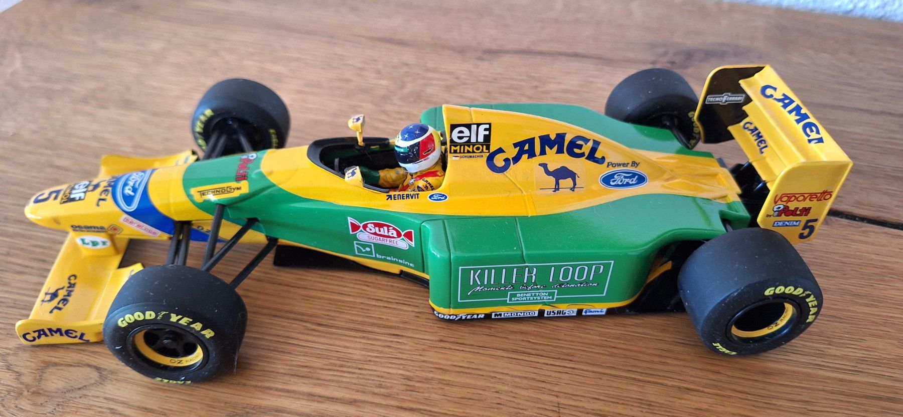 Benetton Modellautos: Benetton B193 F1 Michael Schumacher mit Killer Loop 1:18 – Gebraucht aus Rebstein von Type25 8