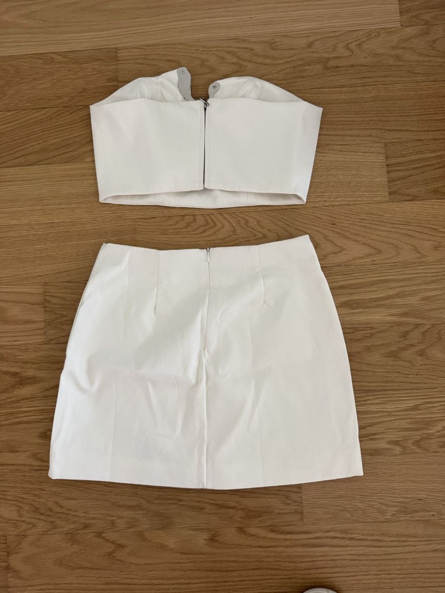 Lotti di vestiti: White two-piece women size S – Usato da Zürich venduto da ErnstS_23 2