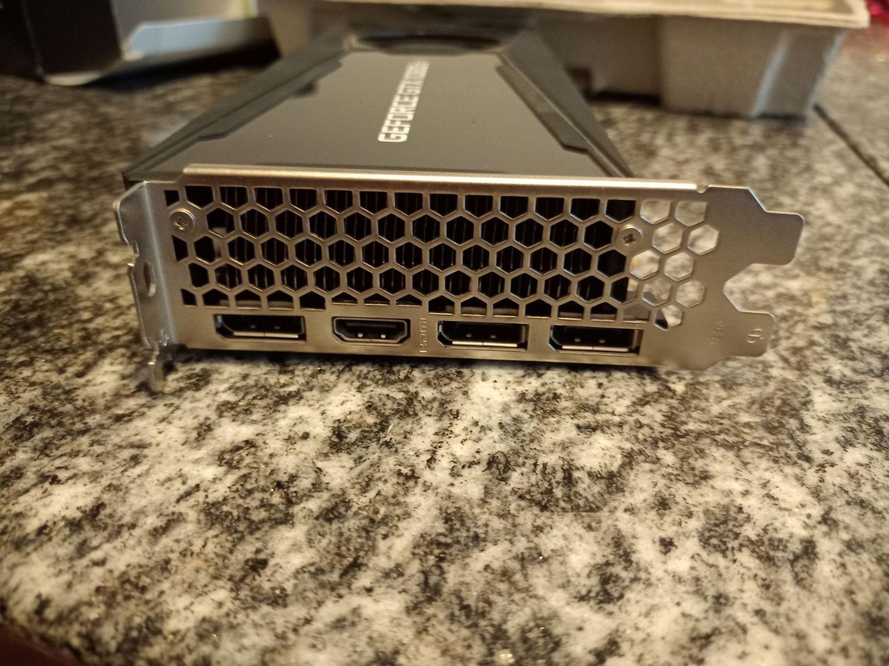 Schede grafiche: PNY GeForce GTX 1080 Ti mit OVP – Usato da Buchs AG venduto da SellAndBuyX 5
