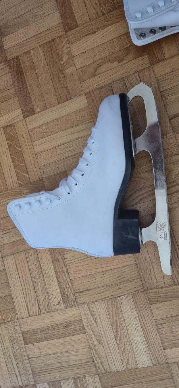 Pattini da ghiaccio: Patins à glace – Usato da Renens VD venduto da lau_h6tb 4