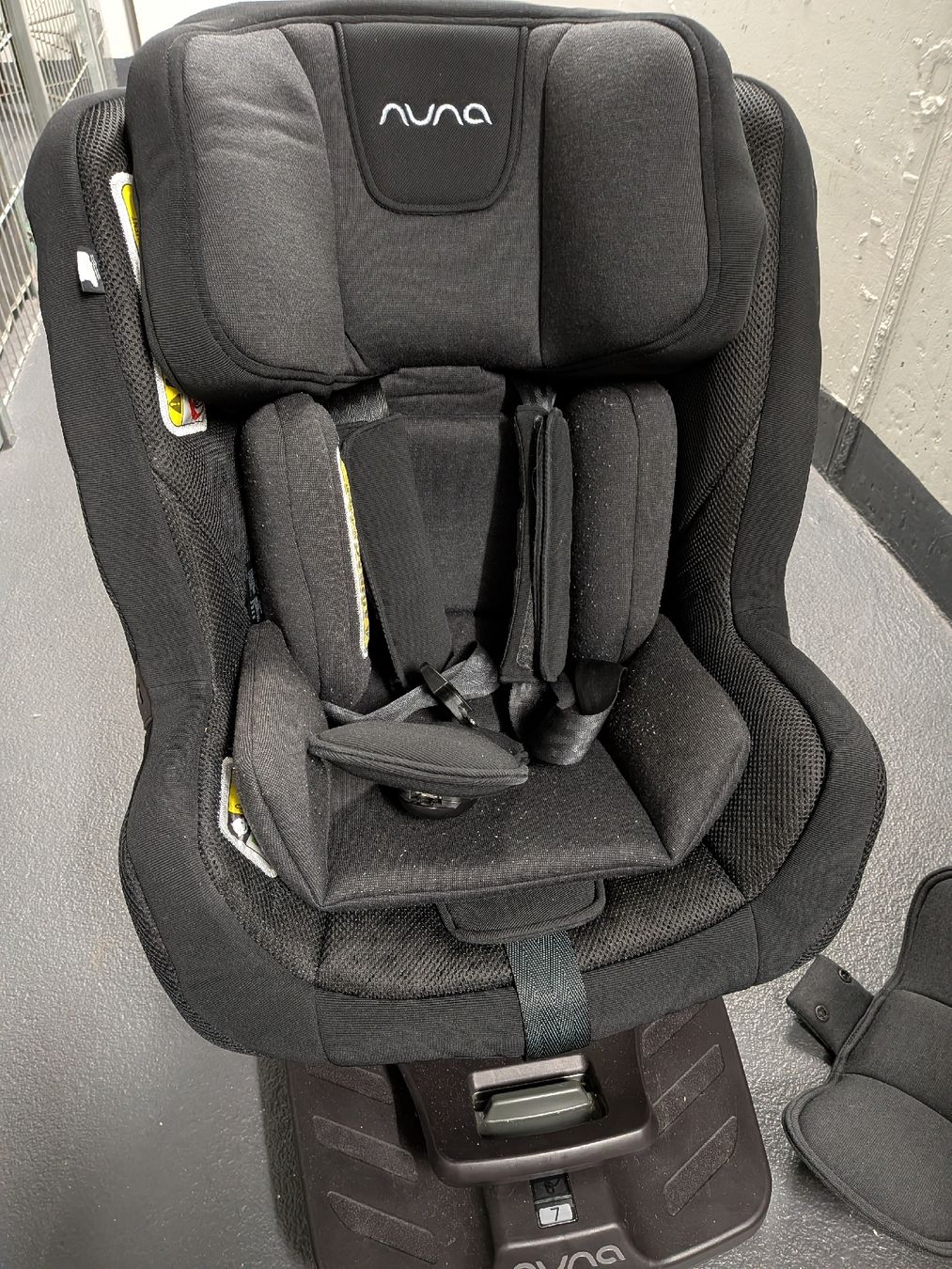 Nuna Seggiolini per auto: Auto Kindersitz Nuna – Nuovo (secondo la descrizione) da Zürich venduto da vmi_2dpl 3