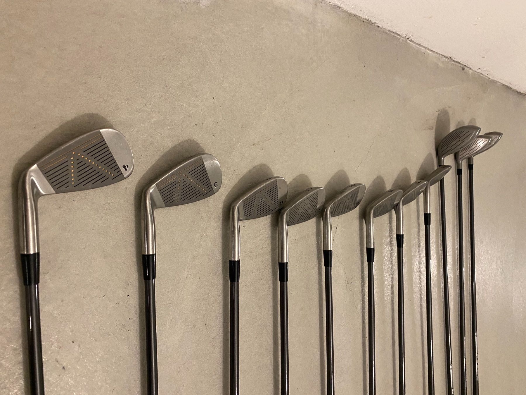 Schläger & Sets: Golftasche inklusive Schlägern – Gebraucht aus Zug von  3