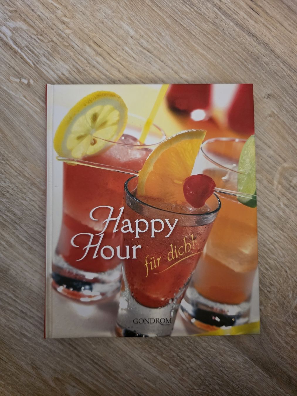 Bücher: Happy Hour Buch – Neu (gemäss Beschreibung) aus Winznau von soli9
