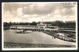 Mannheim, Flughafen und Flugzeug bereit 