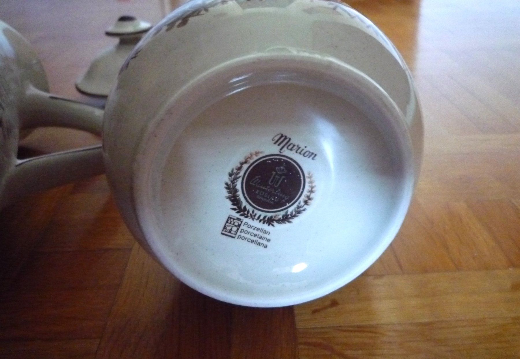 Set di piatti: Kaffee- und Milchkrug  "Marion" – Usato da Rafz venduto da Sonnenblume305 5