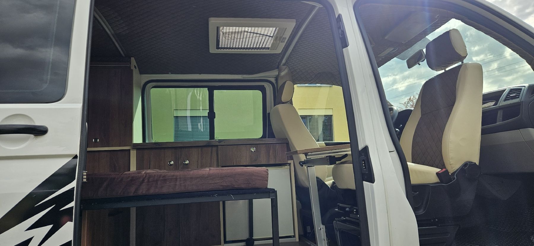 VW Veicoli da campeggio: VW T6 4 MOTION CAMPER – Usato da Dietlikon venduto da svajc80 7