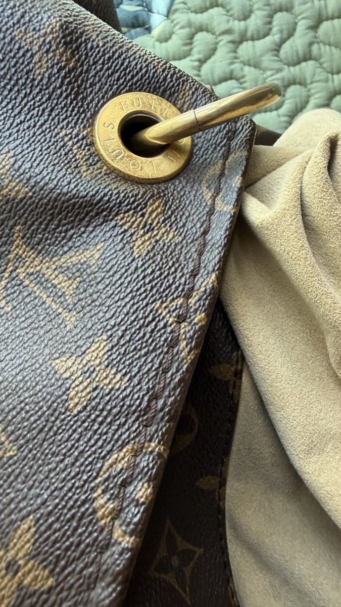 Louis Vuitton Borse da donna: Louis Vuitton artsy GM – Usato da Villigen venduto da WY26 5