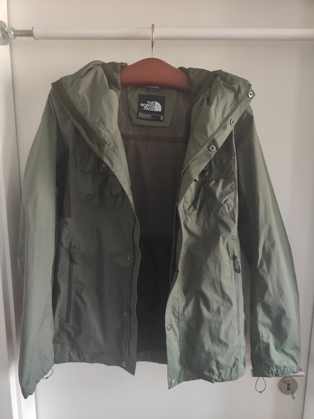 North Face Giacche: THE NORTH FACE Regenjacke, M – Usato da Olten venduto da Gegendiekultur 2