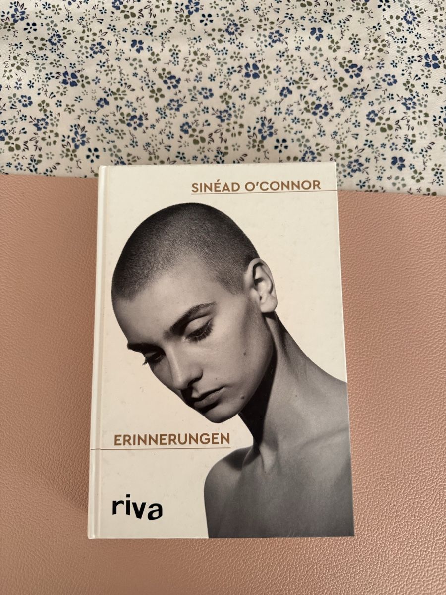 Bücher: 12 – Neu (gemäss Beschreibung) aus Küttigen von ricardawild