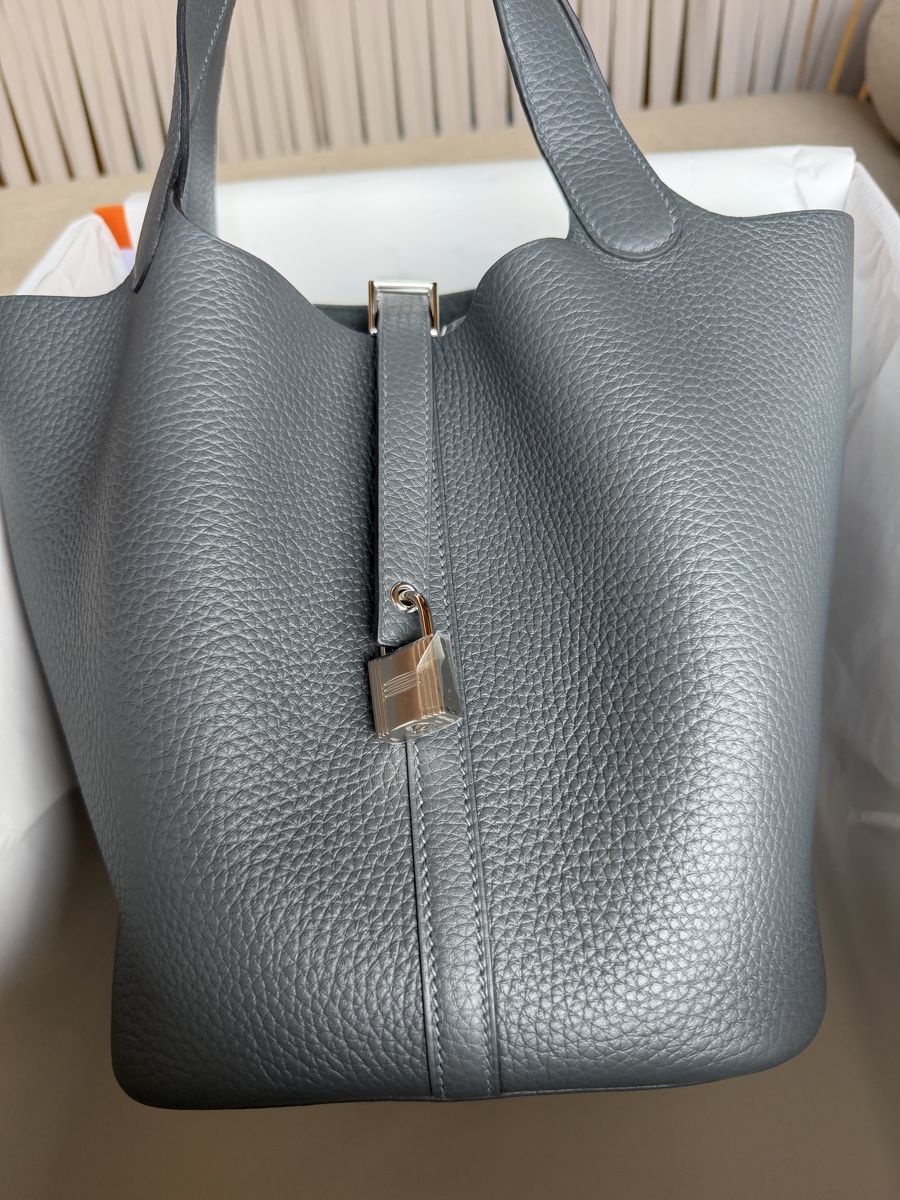 Hermès Sacs femmes: New Hermès Picotin 22 bag – Neuf avec emballage d'origine à Martigny par Fashion_Mania 1