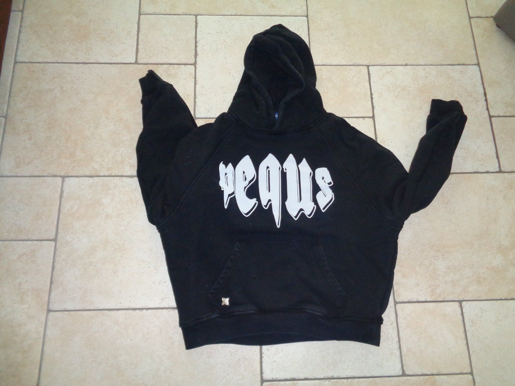 Pullover & Sweatshirts: Pulli  Pequs  Grösse S – Gebraucht aus Kreuzlingen von Robi-2003
