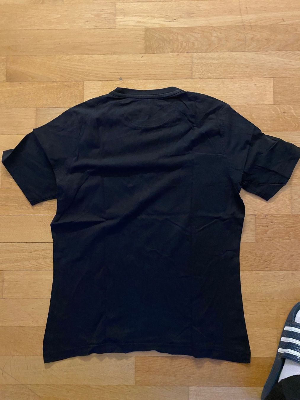 Brax T-Shirts: 2x Brax T-shirt schwarz Gr. M – Gebraucht aus Bern von nic_8q67 1
