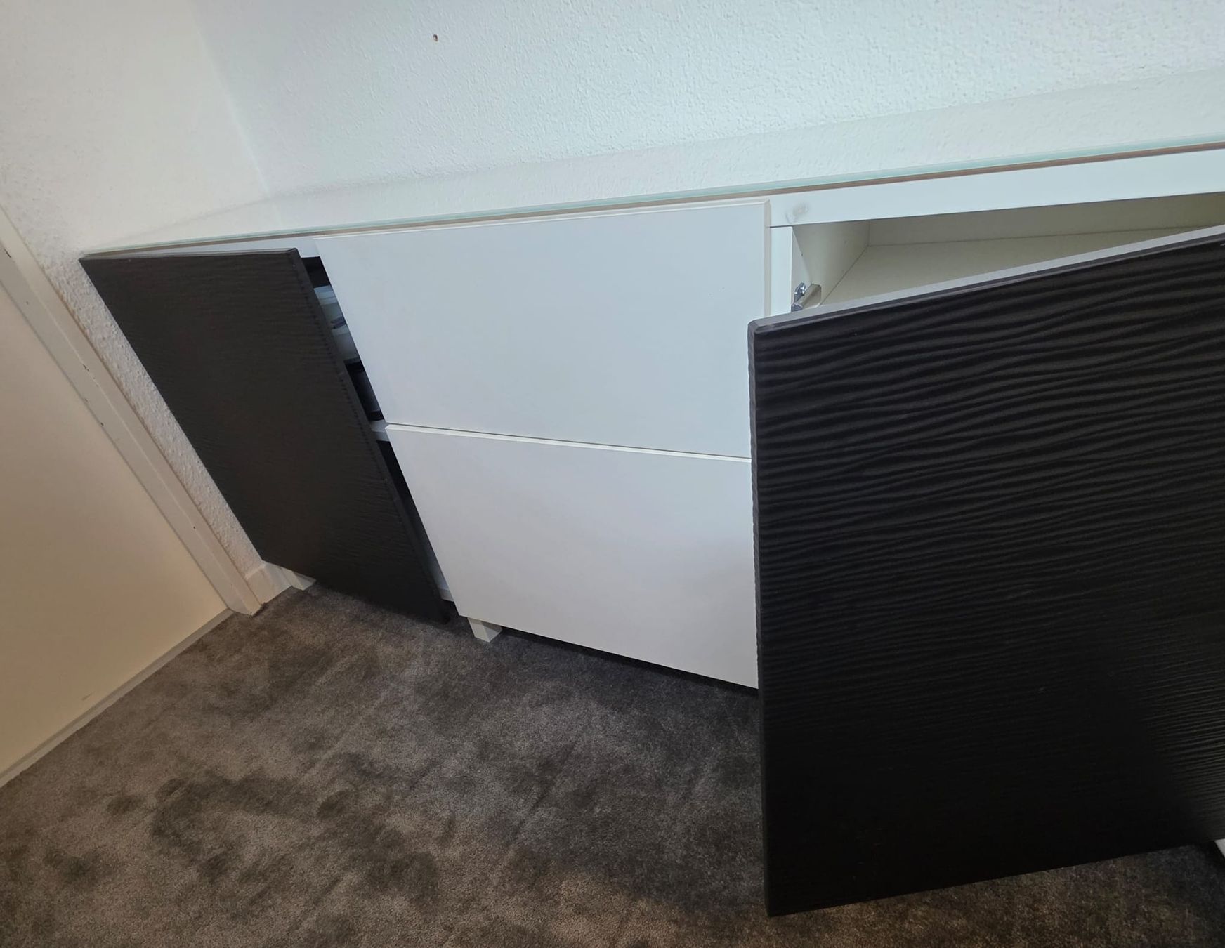 Cassettiere: Sideboard, Moderner Schrank ,Top Zustand – Usato da Rheinsulz venduto da Dred 3