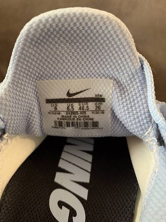 Scarpe da donna: Baskets Nike femme – Usato da Grand-Lancy venduto da bbe_5zvw 4