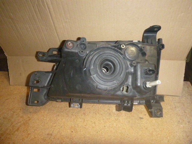 Subaru Tutti pezzi di ricambio auto: Scheinwerfer R Subaru Forester SF Mod. 1997-2000 – Usato da güttingen venduto da Promotor24 1