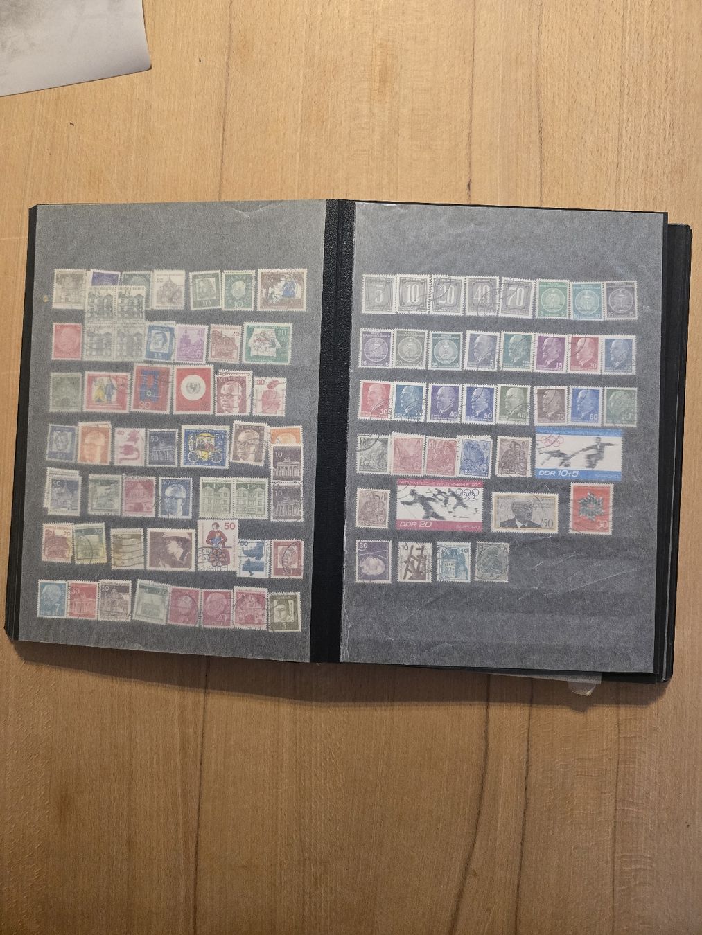 Alben: Briefmarken  – Gebraucht aus Romanshorn von car_hx67 3