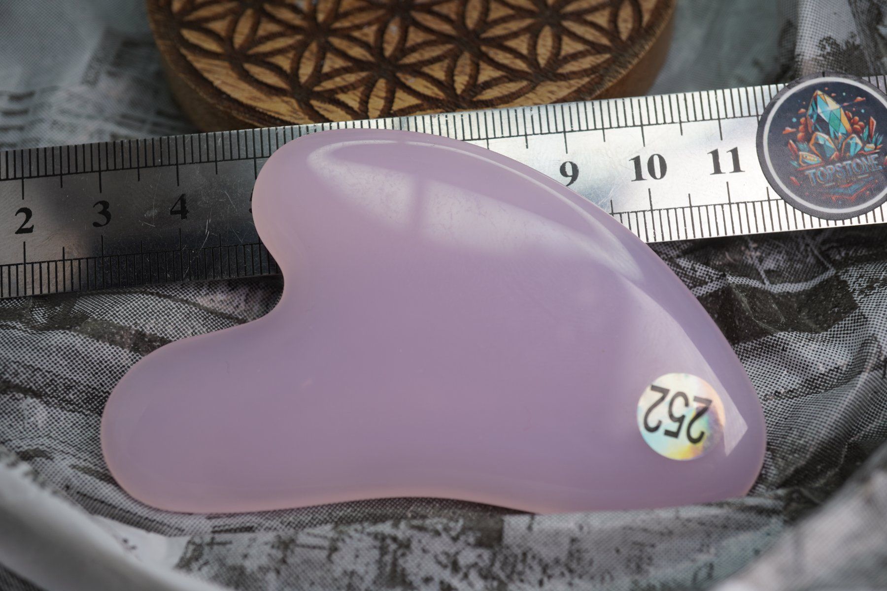 Minerali & Pietre curative: Gua Sha Massage-Stein Lavendel Quarz    ab 1.- – Nuovo e nell'imballaggio originale da Eschenbach SG venduto da topstone 2