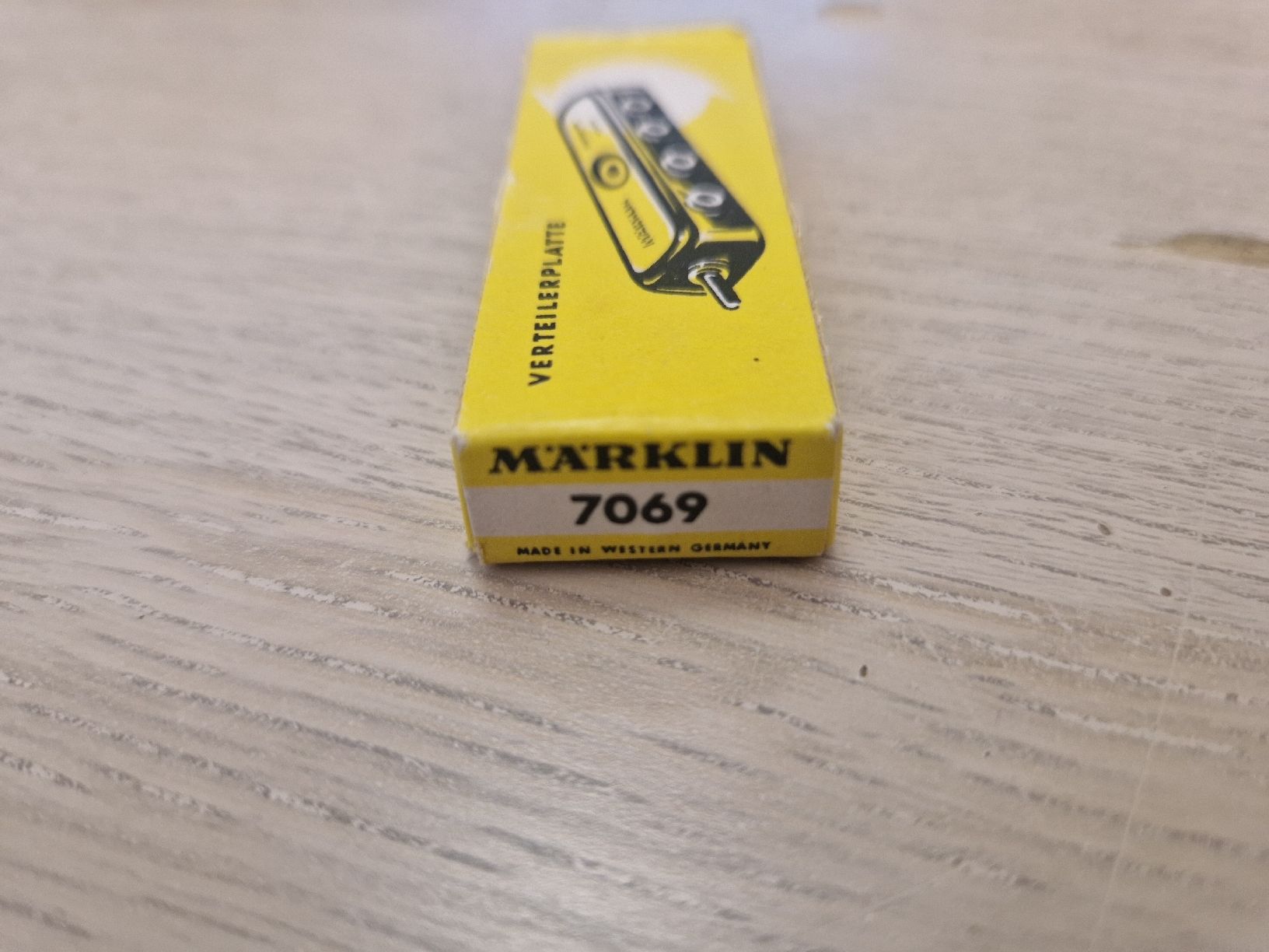 Märklin Modelleisenbahnen: Märklin 7069 Verteilerplatte H0 – Gebraucht aus St-Aubin-Sauges von tantome 2