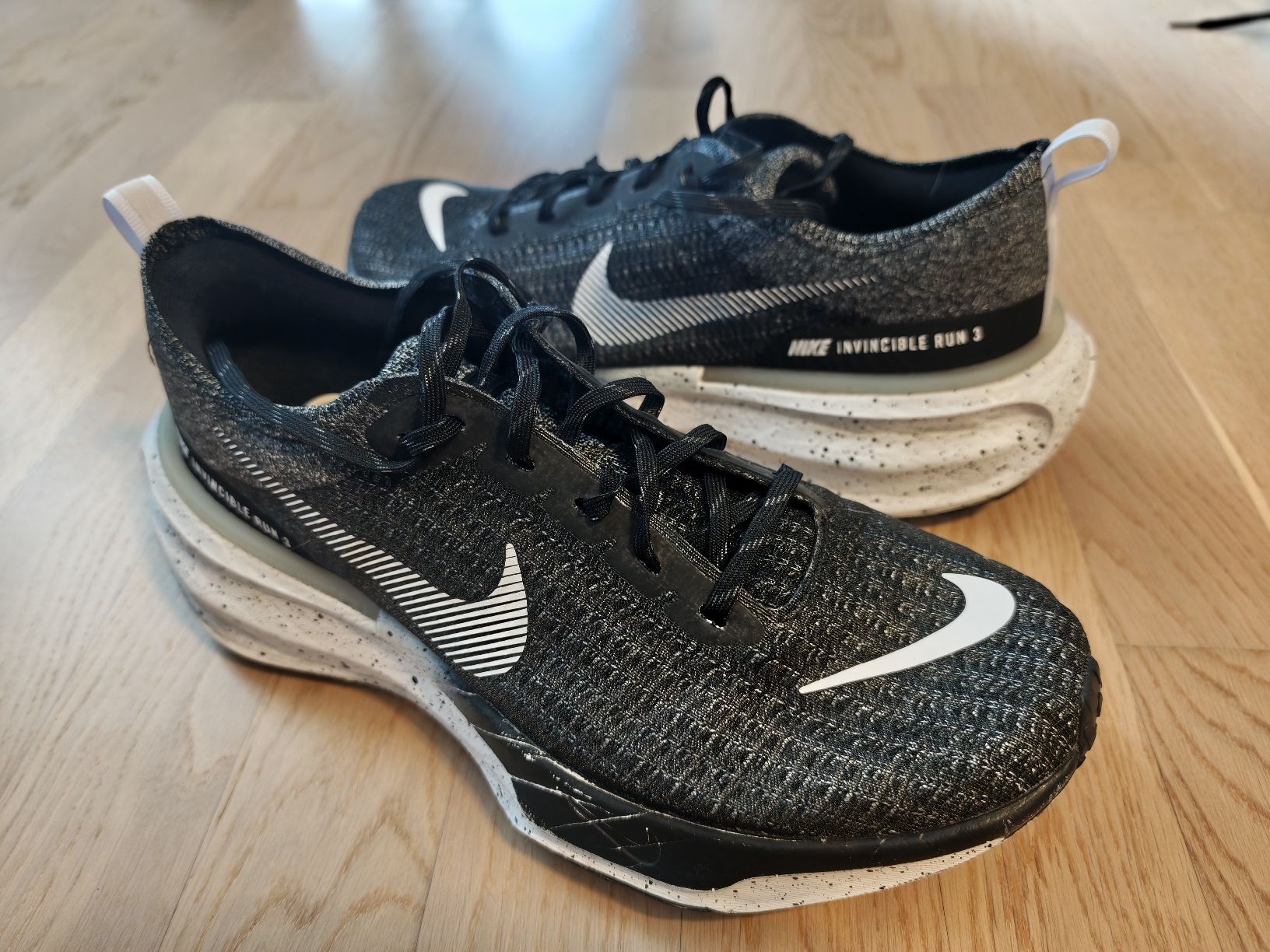 Nike Scarpe da uomo: Nike Invincible Run 3 (Grösse 45) – Usato da Pratteln venduto da Robert_Florentin 1