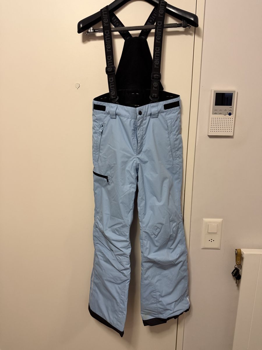 Reima Pantaloni: 165 cm ski/snowboard pants for sale – Usato da Kilchberg ZH venduto da adycalin 2