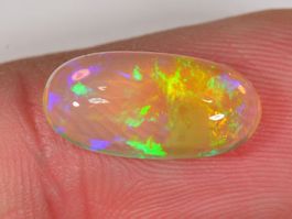 2.6 Karat - Ovaler Äthiopischer Welo Opal