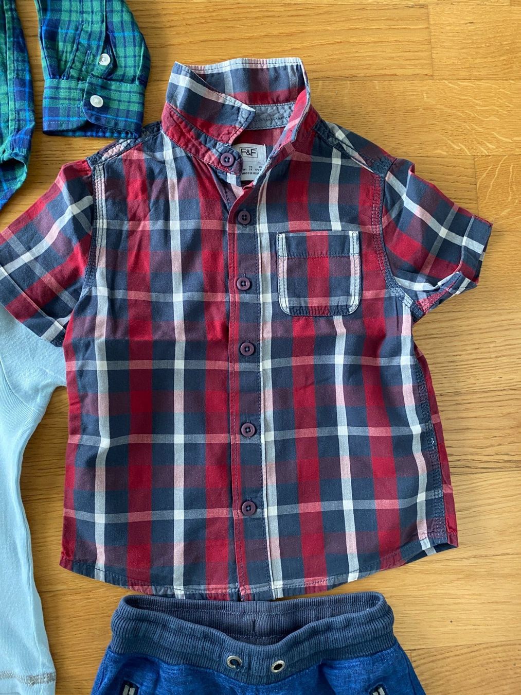 Lotti & Set di vestiti: Kleidung Paket Jungen 18-24M – Usato da Duebendorf venduto da Alexandertreyer 5