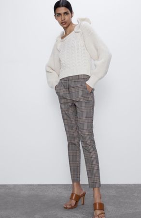 # WOMAN - Hose ,,karo‘‘ Gr. XS - ZARA #