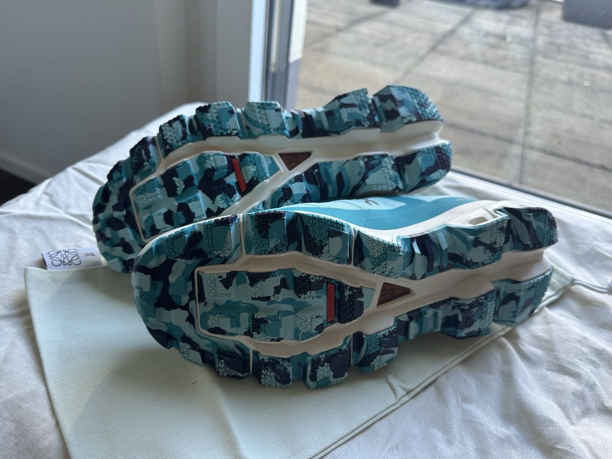 Loewe Damenschuhe: LOEWE ON Cloudventure - size 40 – Neu (gemäss Beschreibung) aus Langnau am Albis von bar_ml6k 1